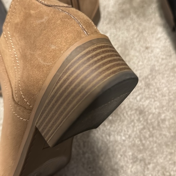 Booties! - Picture 3 of 4